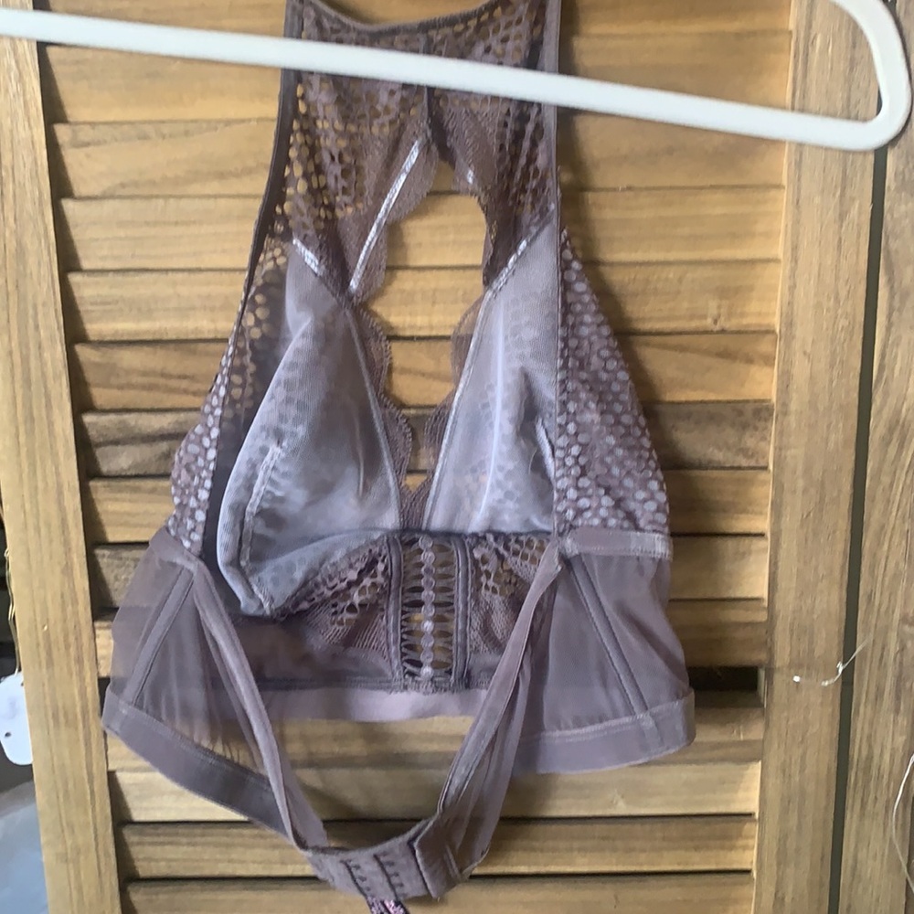 Halter Intimate - image 3